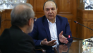 استقالة مفاجئة لرئيس خطوط الشحن البحري الإيرانية