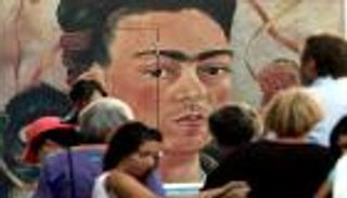 شبح "فريدا كالو" يطل من أسطوانة مجهولة في المكسيك