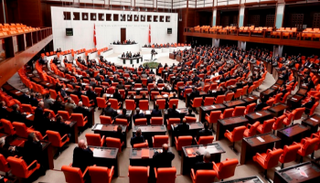 المعارضة التركية تسعى لإعادة نظام الحكم البرلماني للبلاد