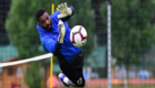 خالد عيسى: أجواء معسكر العين إيجابية وهدفنا العودة للألقاب