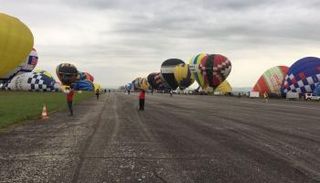 انطلاق مهرجان "مونديال إير بالون" للمنطاد الطائر