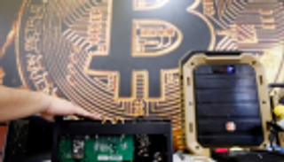 من بيلاروسيا إلى أقصى الخليج.. العملات الرقمية تنتعش