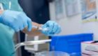 تطعيمات مجانية لـ٣٦ ألف حاج ومعتمر في أبوظبي