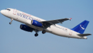 إندبندنت: إيران تواصل إرسال أسلحة وعناصر إرهابية لسوريا