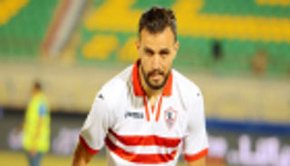 ظهير جديد من بيراميدز على رادار الزمالك لخلافة النقاز