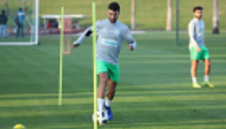 انتقال النعيجي هداف الجزائر لجيل فيسنتي مهدد بالفشل