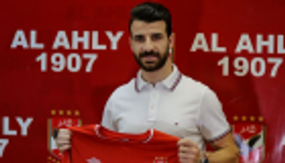 متولي يعد جماهير الأهلي المصري بعودة الجيل الذهبي