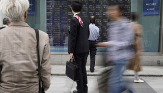 نيكي يتراجع وسط حذر تجاه محادثات التجارة