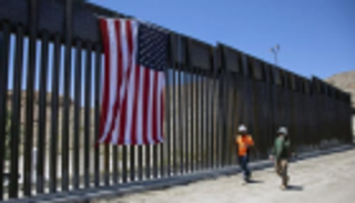 أكثر من 900 طفل مهاجر فصلوا عن آبائهم خلال عام بأمريكا