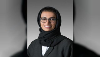 نورة بنت محمد الكعبي وزيرة الثقافة وتنمية المعرفة بالإمارات