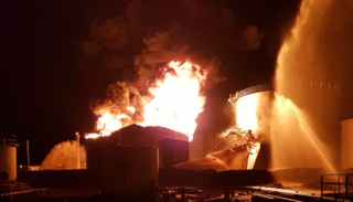 اندلاع حريق بمصفاة نفط بمدينة توليدو - أرشيفية