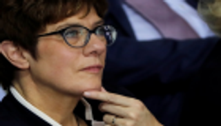 ألمانيا تدرس الطلب الأمريكي بشأن حماية هرمز