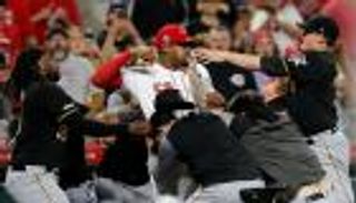 فيديو.. انتصار تاريخي يحول مباراة بيسبول إلى معركة في أمريكا