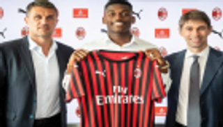 ميلان يضم المهاجم البرتغالي رافائيل لياو