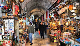 حركة تسوق ضعيفة في أحد أشهر أسواق تركيا