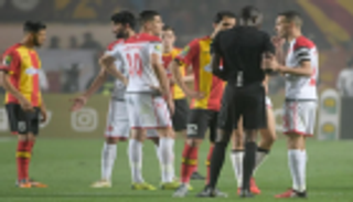 "الكاف" عن أزمة الترجي والوداد: إعادة النهائي ضمن الخيارات