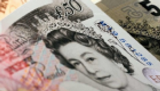 تهديدات ترامب ضد الصين تنعش الين والإسترليني