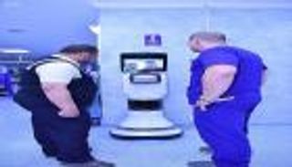 "دكتور روبوت".. تقنية طبية تخدم الحجاج لأول مرة