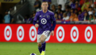 روني يخطط للعودة لإنجلترا عبر بوابة دوري الدرجة الأولى