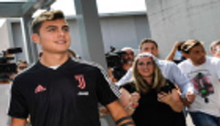 ديبالا يتجاهل الشائعات وينضم لمعسكر يوفنتوس 