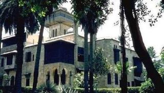 متحف قصر المنيل بالقاهرة