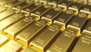 استقرار الذهب قرب أعلى مستوى في ‭6‬ أعوام