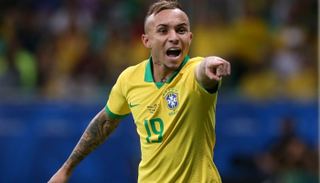 البرازيلي إيفرتون سواريس