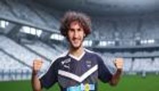 مدرب بوردو سعيد بتطور أداء الجزائري ياسين عدلي