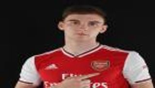 أرسنال يضم ظهير سيلتيك بعد مفاوضات ماراثونية