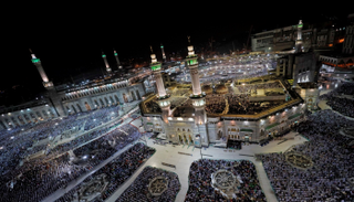 1.8 مليون حاج لبوا نداء الحج هذا العام