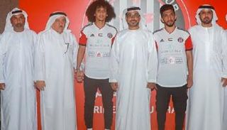 الجزيرة يعقد صفقة ثنائية