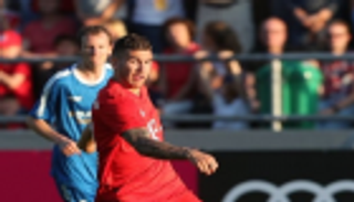 بايرن ميونيخ يكتسح فريقا مغمورا في ظهور لوكاس هرنانديز الأول