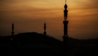 أفواج الحجيج تنطلق إلى مشعر عرفات بعد شروق السبت