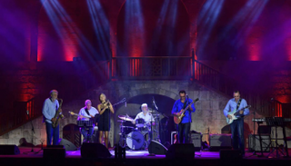 الحفل امتد نصف ساعة إضافية لتلبية طلبات الحضور