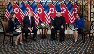 الرئيس الأمريكي دونالد ترامب وزعيم كوريا الشمالية كيم جونج أون