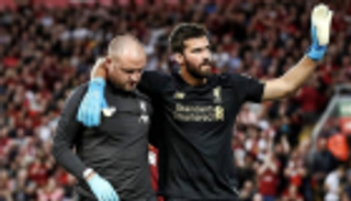 تقارير.. ليفربول يفقد أليسون من 4 لـ8 أسابيع 