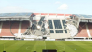 انهيار جزء من ملعب ألكمار الهولندي