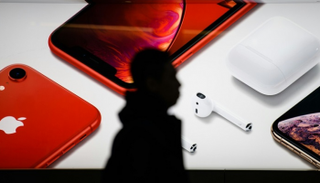 أبل تتراجع إلى المرتبة الرابعة في مبيعات الهواتف الذكية