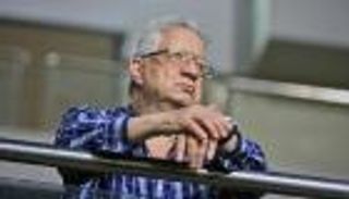 مرتضى منصور يدعو نجوم الزمالك السابقين لاختيار المدرب الجديد