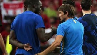 روميلو لوكاكو وأنطونيو كونتي 