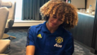 هانيبال مجبيري يشعر بالفخر بعد انتقاله إلى مانشستر يونايتد