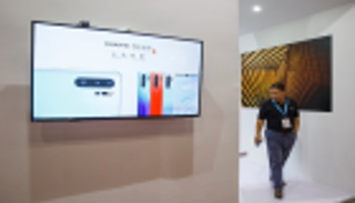 "هواوي" تطلق أول تلفزيون ذكي من إنتاجها