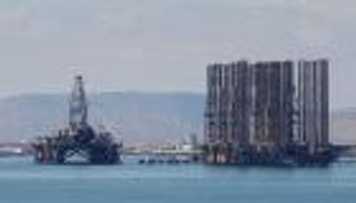 النفط يتراجع إلى 58.40 دولار للبرميل بفعل حرب التجارة