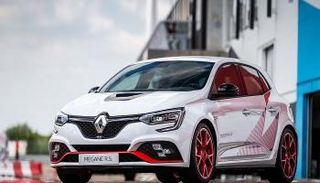 السيارة Megane RS Trophy-R الرياضية من رينو