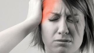 أطعمة تسبب الصداع النصفي