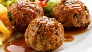 كرات اللحم من الأكلات الشهية وسريعة التحضير