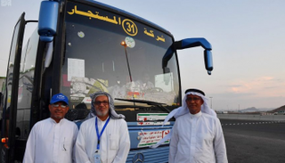 طلائع حجاج بيت الله الحرام عبروا عن سعادتهم بأداء هذا النسك العظيم