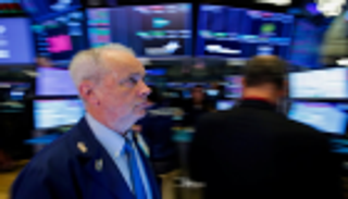 مخاطر الركود تقود وول ستريت للانخفاض عند الفتح