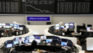 الأسهم الأوروبية لأدنى مستوى في 6 أشهر