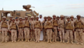 شخبوط بن نهيان يشيد ببسالة جنود الإمارات في الحد الجنوبي للسعودية